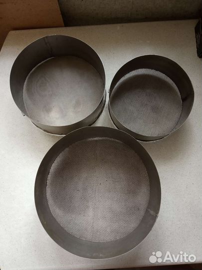 Кухонная утварь, сито, форма для выпечки коржей