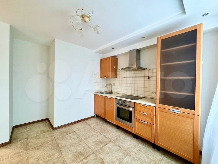 3-к. квартира, 80 м², 14/14 эт.