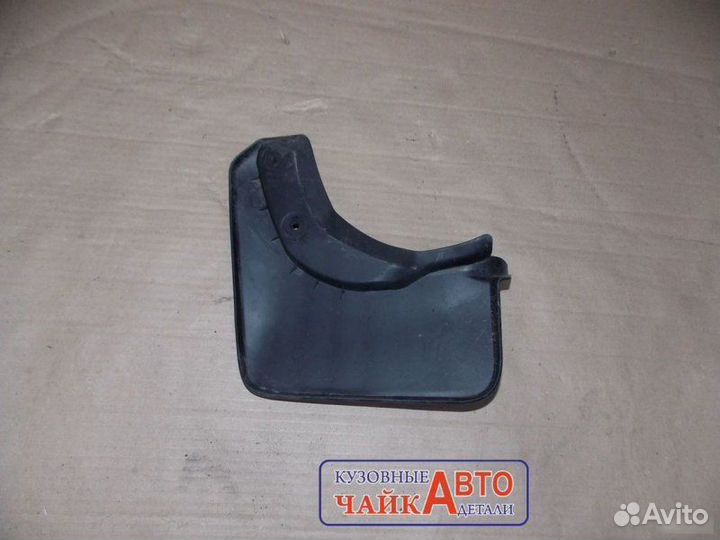 Брызговик задний правый Toyota Rav4 A50 2018