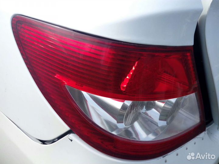 Стоп сигнал бад ф3 левый