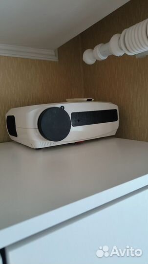 Проектор wzatco c3