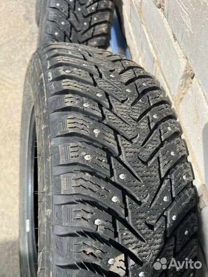 Nokian Tyres Nordman 8 SUV 215/70 R16