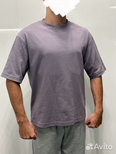 Футболка uniqlo