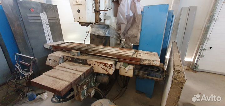Вертикал. консольно-фрезерный станок 6Р13Ф3 с чпу