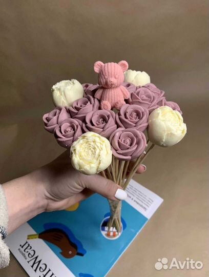 Сладкий подарок девушке