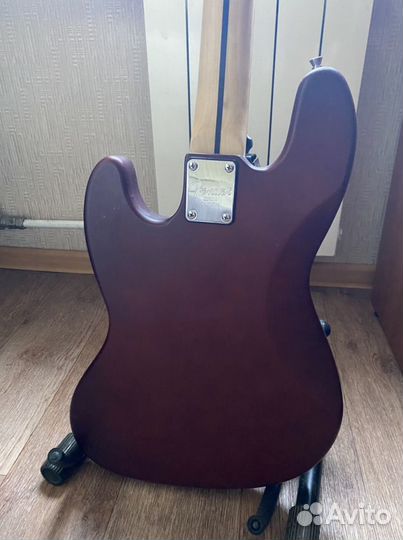 Бас гитара fender jazz bass