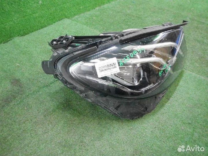 Фара правая Mercedes-Benz E-Class