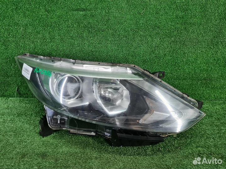 Фара правая Nissan Qashqai