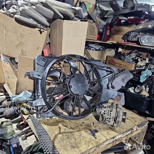 Вентилятор охлаждения Ford Focus 1