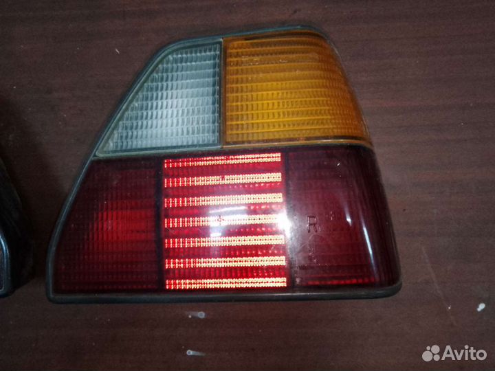 Фонарь задний левый правый Volkswagen Golf 2
