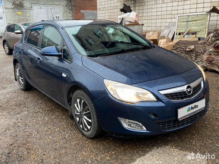 Opel Astra 1.6 МТ, 2012, 133 500 км