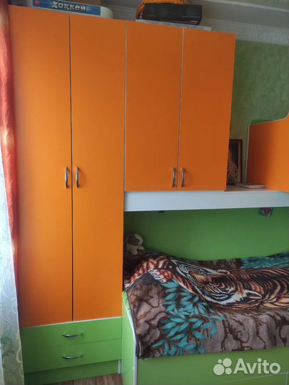 Детская мебель с двумя кроватями