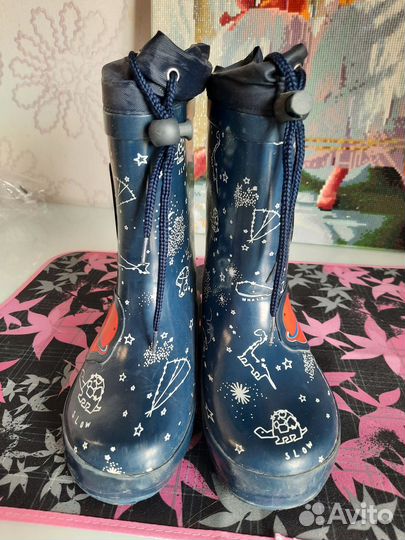 Резиновые сапоги