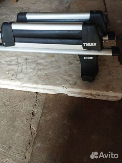 Багажник на крышу thule