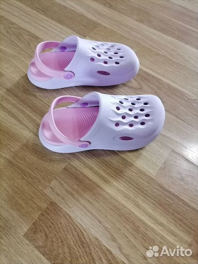 Crocs тапки сланцы для девочки 32