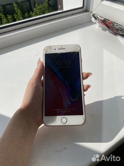 Телефон iPhone 8 plus