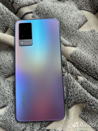 vivo V21, 8/128 ГБ