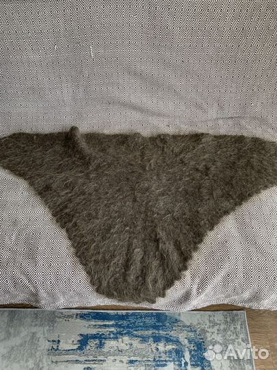 Пуховый платок косынка(новый)