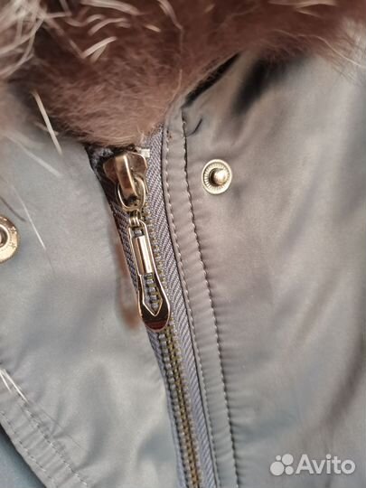 Куртка зимняя женскаяс мехом чернобурки