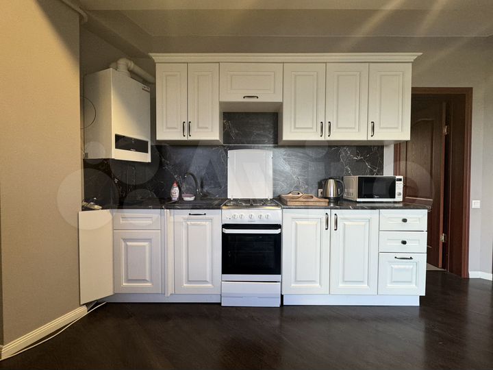 3-к. квартира, 80 м², 4/5 эт.