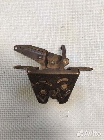 Замок багажника бмв е39