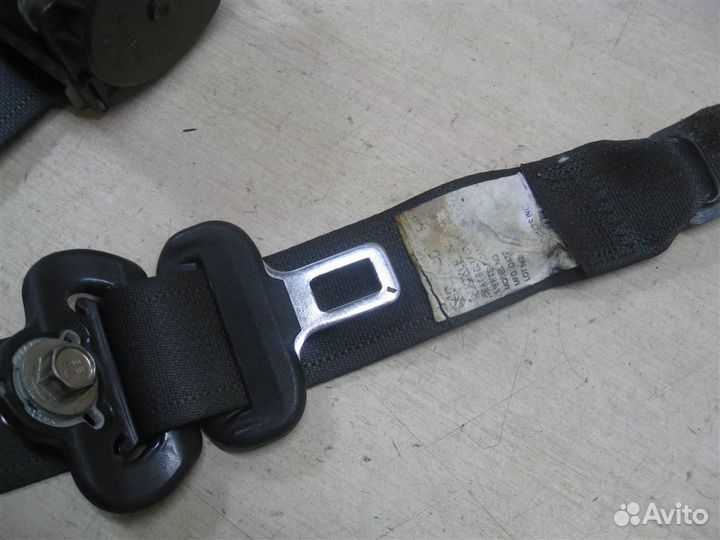 Ремень безопасности задний правый Subaru Legacy
