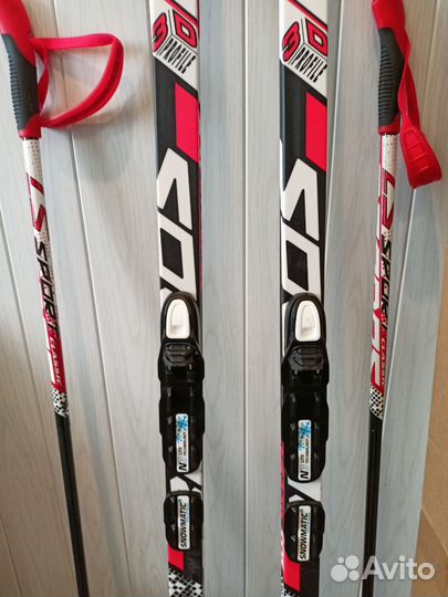Лыжи беговые новые