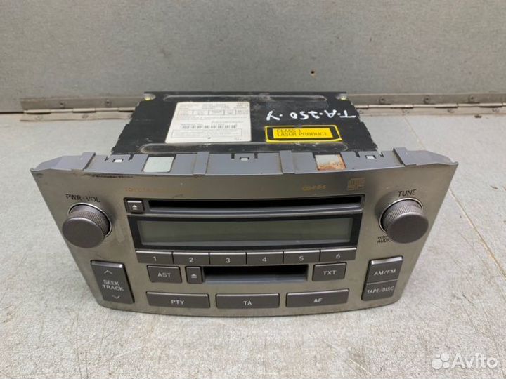 Магнитола штатная Toyota Avensis T250 универсал