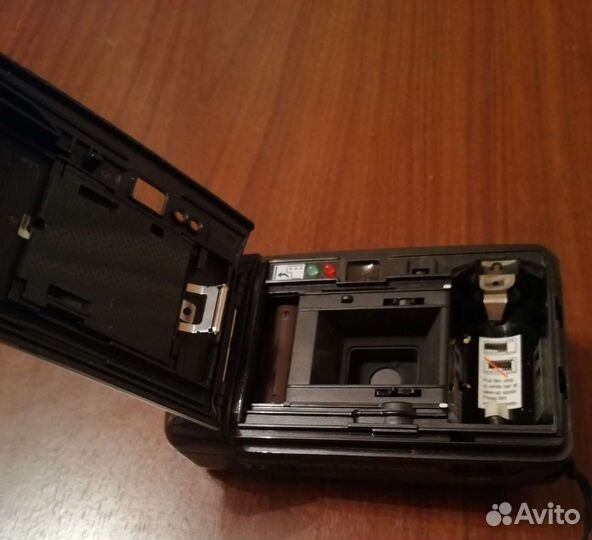 Пленочный фотоаппарат polaroid 2000ff