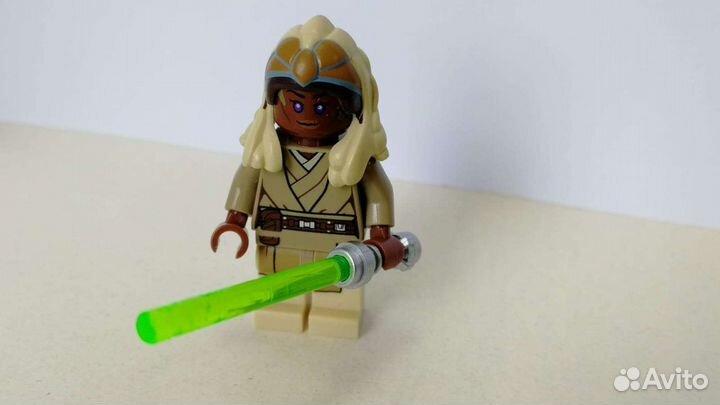 Lego минифигурка джедай Стасс
