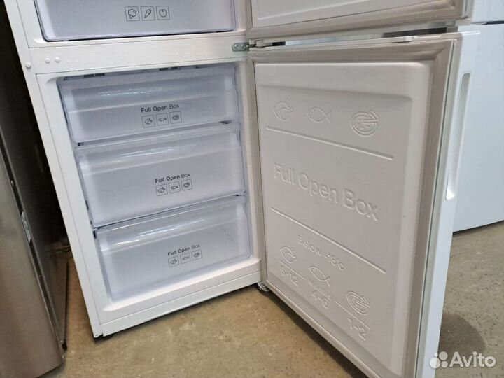 Холодильник Samsung full no frost