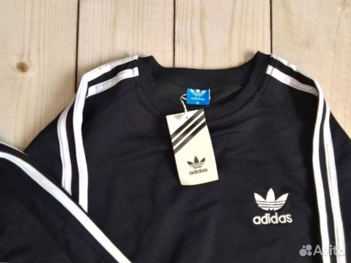 Спортивный костюм Adidas