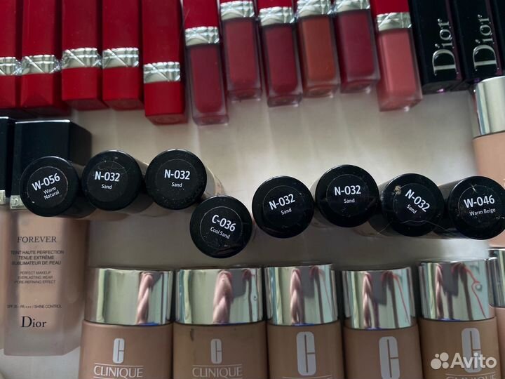 Помады Dior и тональные крема разных марок