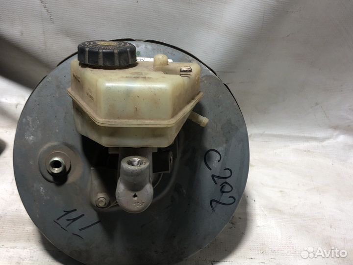 Главный тормозной цилиндр mercedes w 202