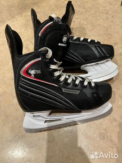 Коньки хоккейные