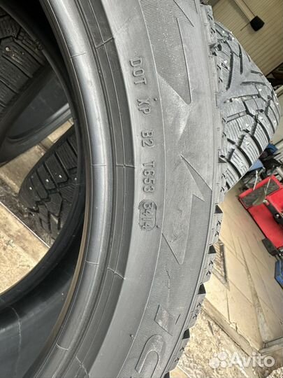 Pirelli Ice Zero 265/45 R20 и 295/40 R20