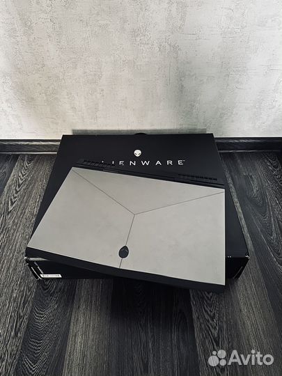 Игровой ноутбук Alienware