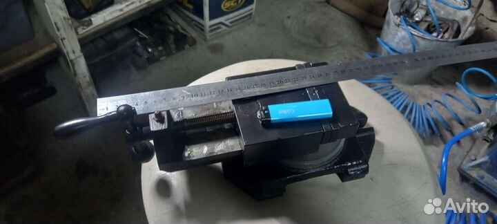 Тиски станочные поворотные