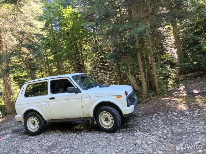 ВАЗ 2121 (4x4) Urban 1.7 МТ, 2015, 124 092 км