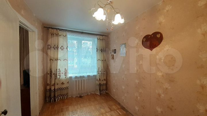 2-к. квартира, 43 м², 2/4 эт.