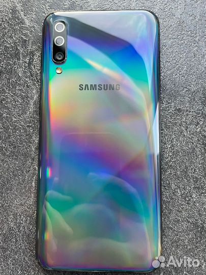 Samsung Galaxy A50, 4/64 ГБ