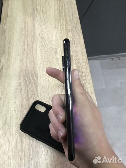 iPhone Xs, 64 ГБ
