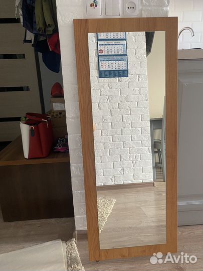 Зеркало настенное