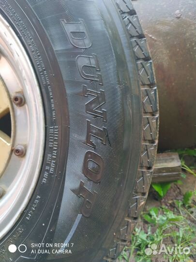 Dunlop Winter Maxx SJ8 215/80 R15