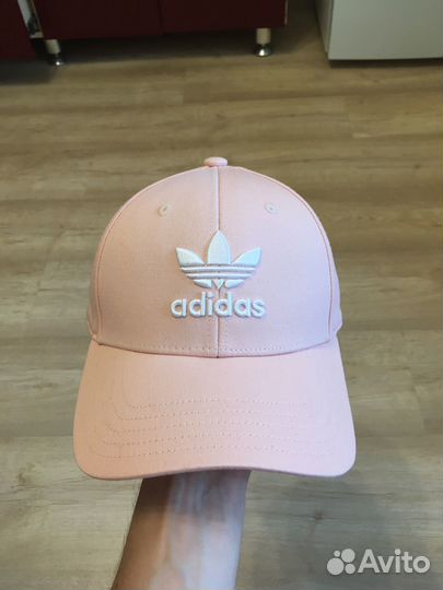 Бейсболка adidas женская