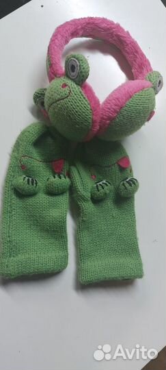 Теплые наушники и варежки