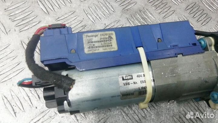 Моторчик привода двери/крышки багажника Audi Q7