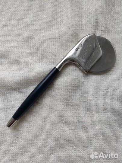 Нож для пиццы Tupperware