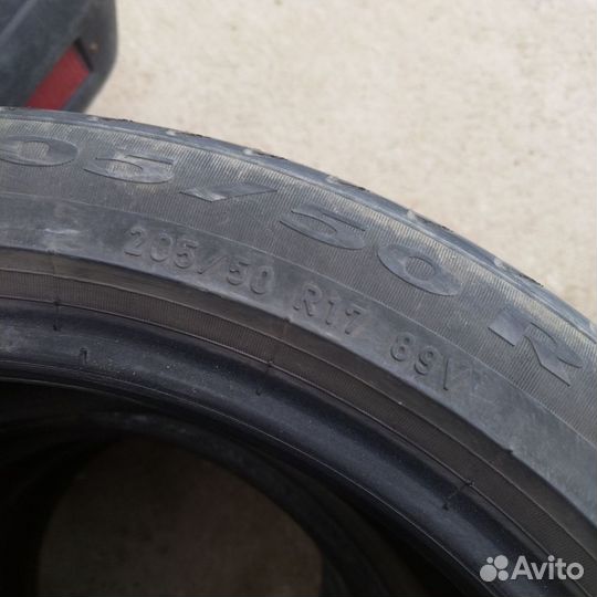 Pirelli Cinturato P7 205/50 R17 V