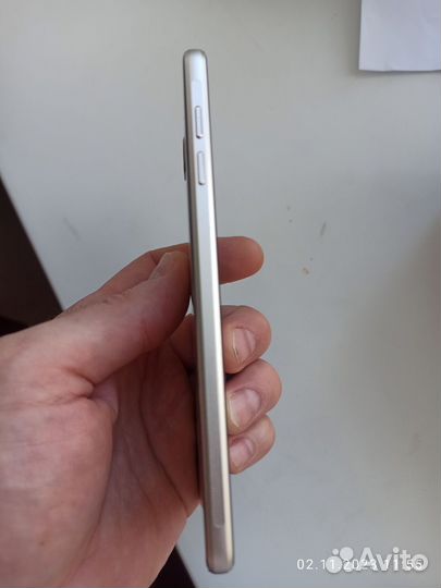 Samsung Galaxy A7 (2017) SM-A720F/DS, 3/32 ГБ